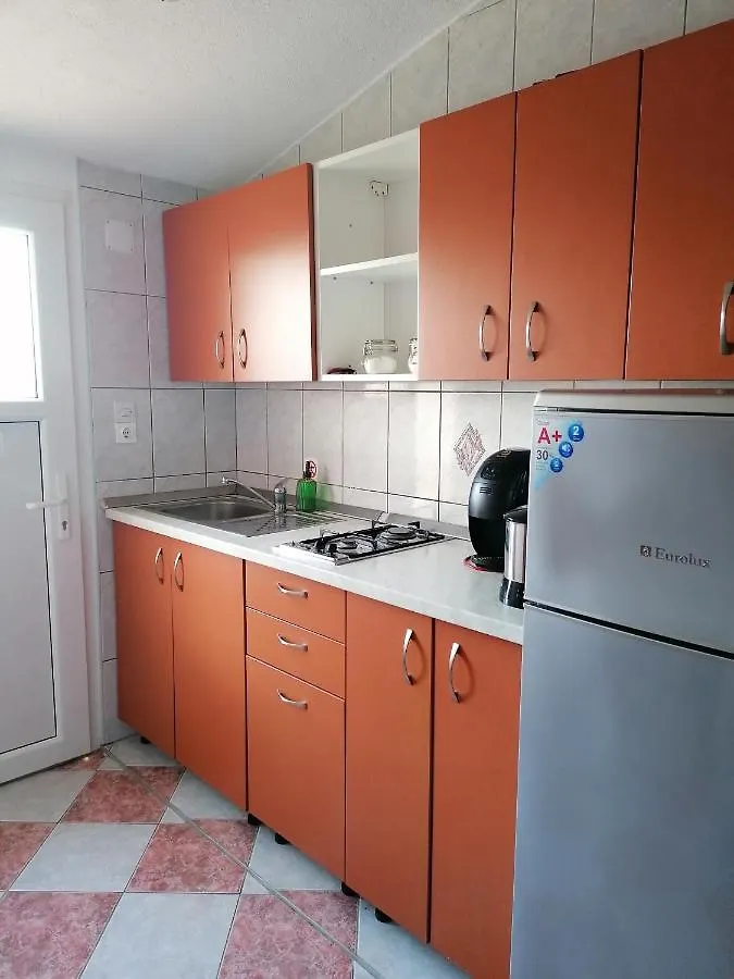 Kod Lenka Apartment Vir 0*,  Croatia