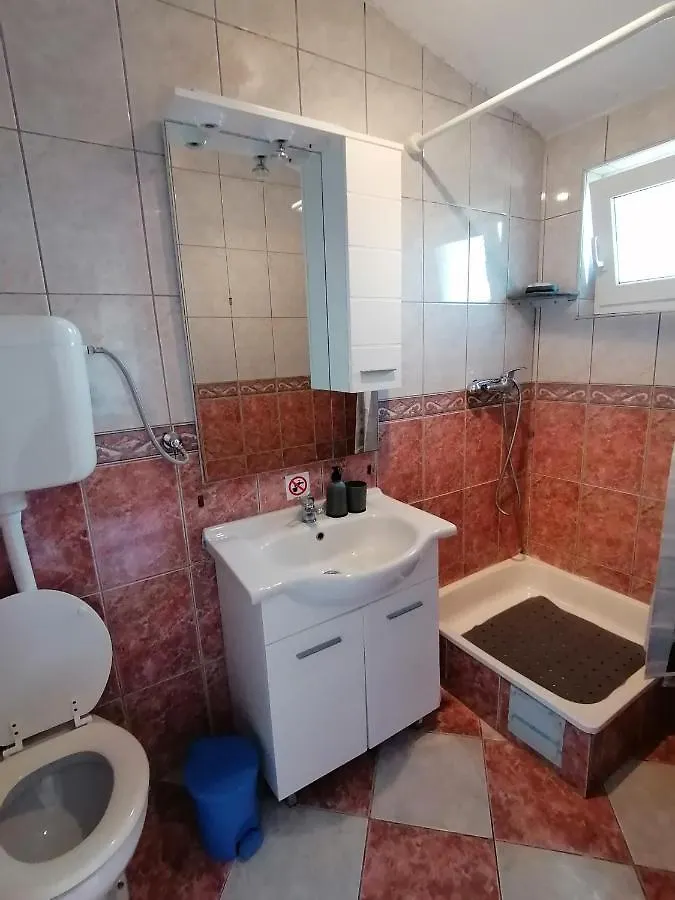 Kod Lenka Apartment Vir Croatia
