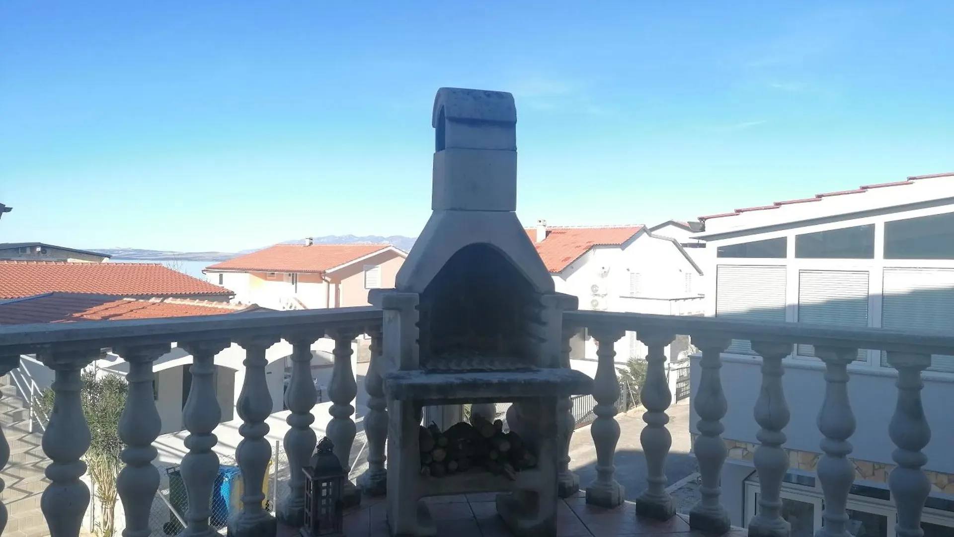 Kod Lenka Apartment Vir Croatia